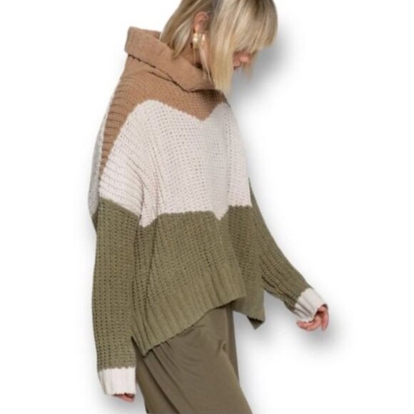 POL Sweater Ivory Green Tan Colorblock Chunky Knit size M - Picture 2 of 14